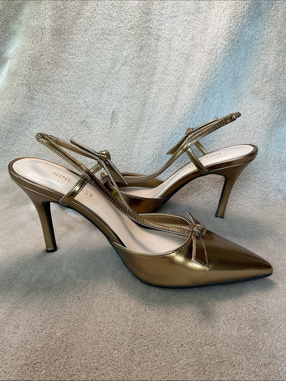 Nine West Metallic Bronze Pointed-Toe Slingback Pumps with Bow Accent - Picture 3 of 6